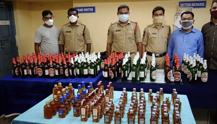 బెల్ట్‌షాప్‌లు.. కరోనా క్యారియర్లు..