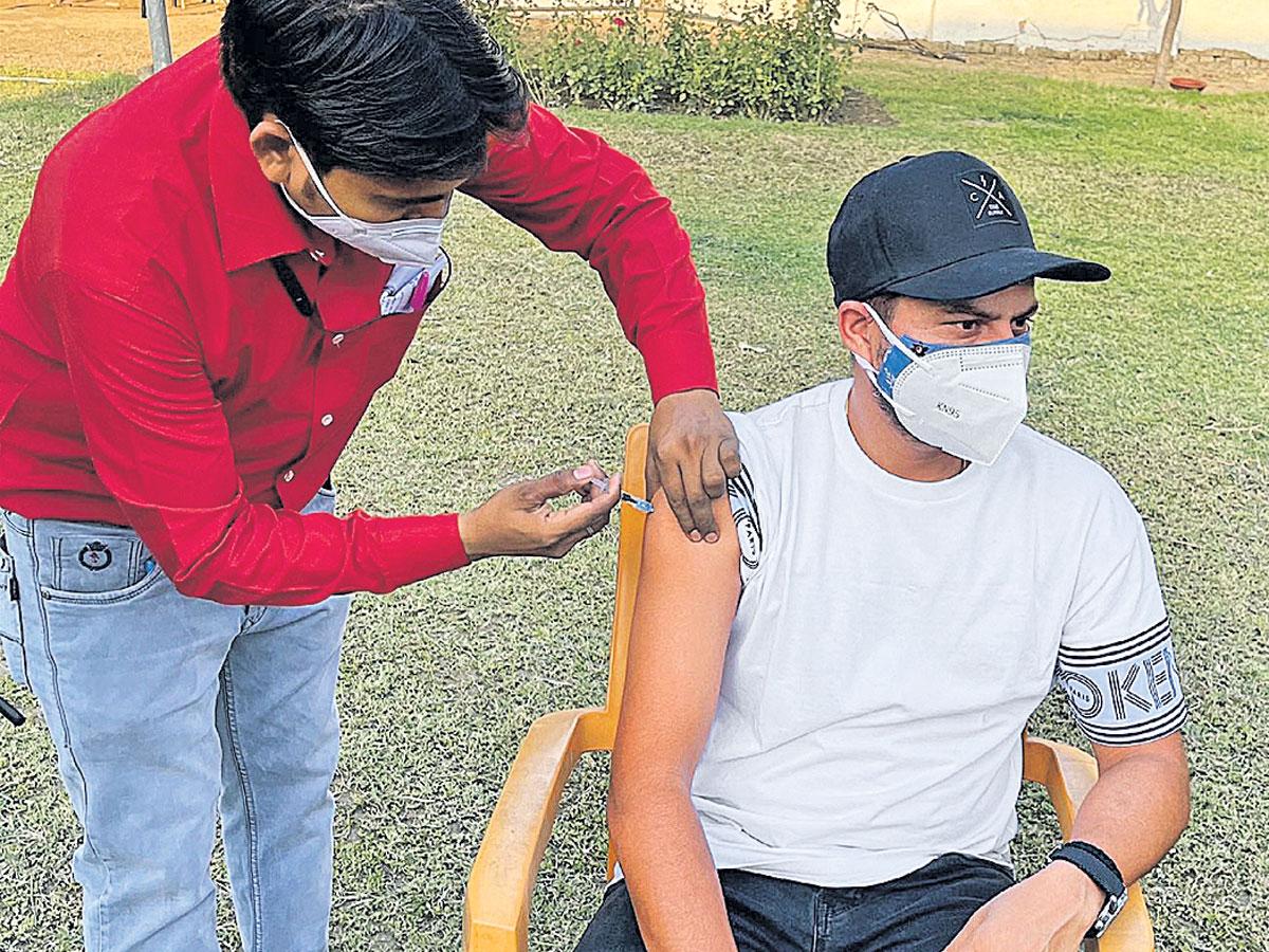 కుల్దీప్‌కు వ్యాక్సిన్‌పై దర్యాప్తు