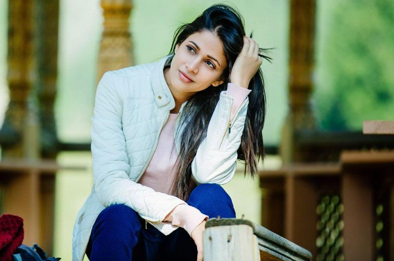 అమ్మ.. అనిత.. విజయమ్మ!