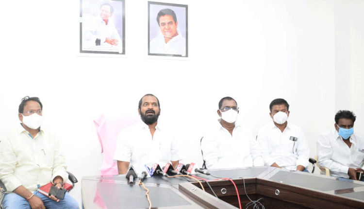 ప్రతిపక్షాలు కొవిడ్ కట్టడిలో కలిసి రావాలి : మంత్రి శ్రీనివాస్‌ గౌడ్‌