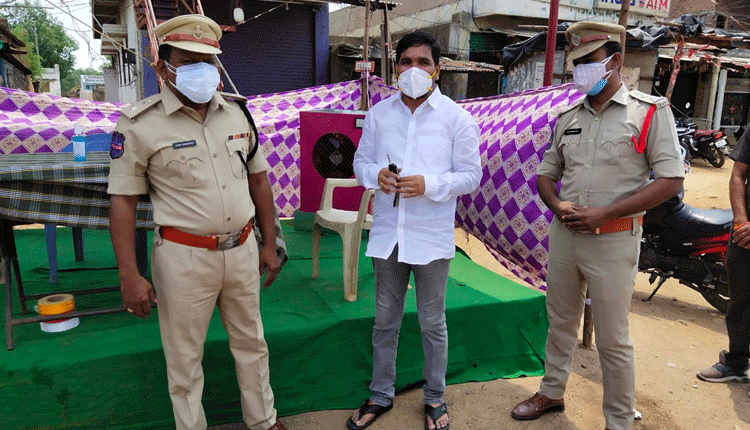 కరోనా కట్టడికి సహకరించండి : ఎమ్మెల్యే చిన్నయ్య