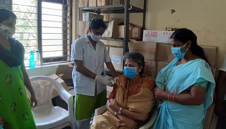 కరోనా జాగ్రత్తలపై అవగాహన కల్పించాలి