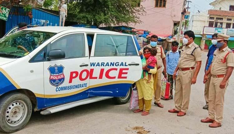 మానవత్వం చాటిన మామునూరు ఏసీపీ