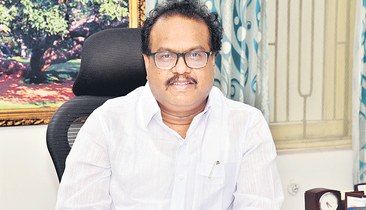 ఫీవర్‌ సర్వే బృందానికి సహకరించాలి