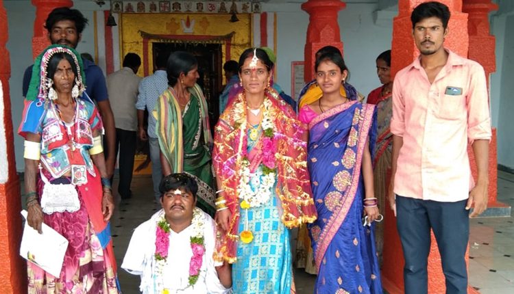 వైకల్యాన్ని జయించిన ప్రేమ