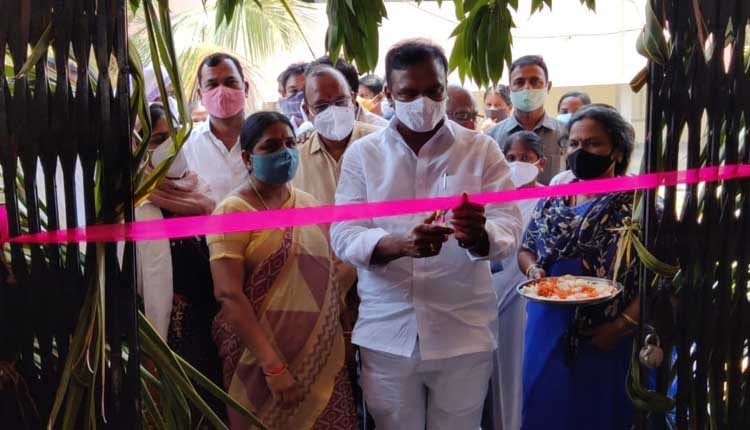 ప్రజల ప్రాణాలే ముఖ్యం