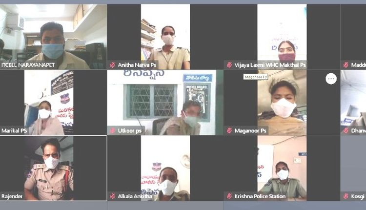 ఫిర్యాదుదారులపై సానుకూలంగా స్పందించాలి