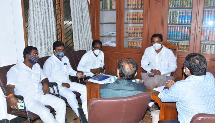 వనపర్తిలో ఆర్టీపీసీఆర్‌ సెంటర్‌