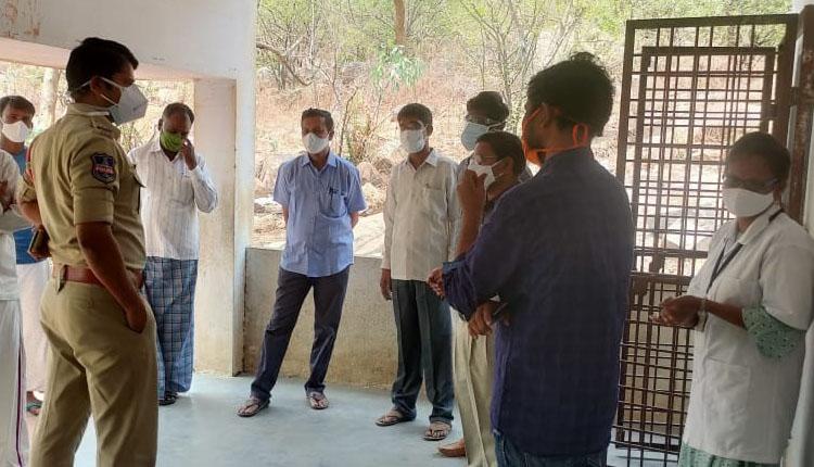 పాపన్నపేట మండలంలో ఐసొలేషన్‌ కేంద్రాలు