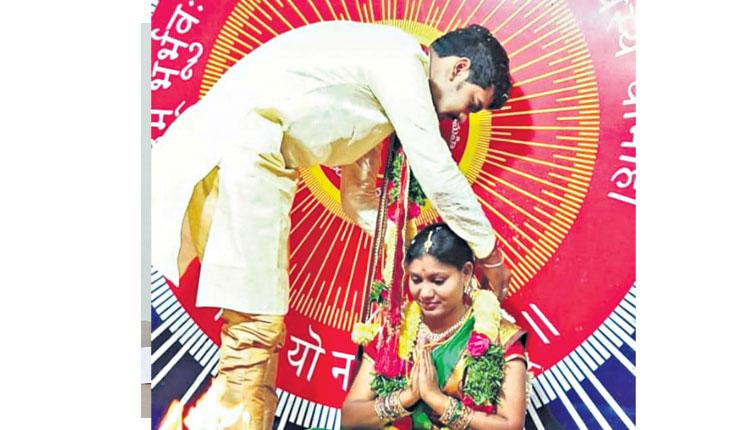 ప్రేమించి పెండ్లి చేసుకొని మోసం