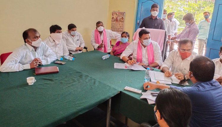 స‌మ‌స్యుంటే సంప్ర‌దించండి : ఎమ్మెల్యే నోముల భ‌గ‌త్‌