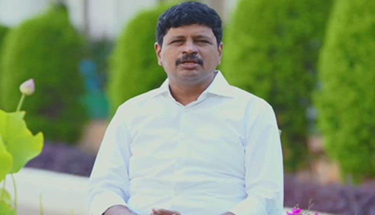 ప్ర‌ళయం వ‌స్తున్నా ఓ మొక్క నాటండి