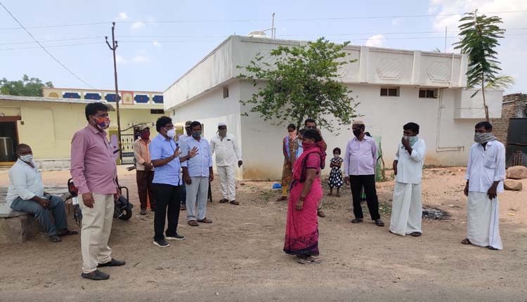 కరోనాపై ప్రజలు అప్రమత్తంగా ఉండాలి