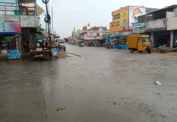 అకాల వర్షం.. పాక్షిక నష్టం