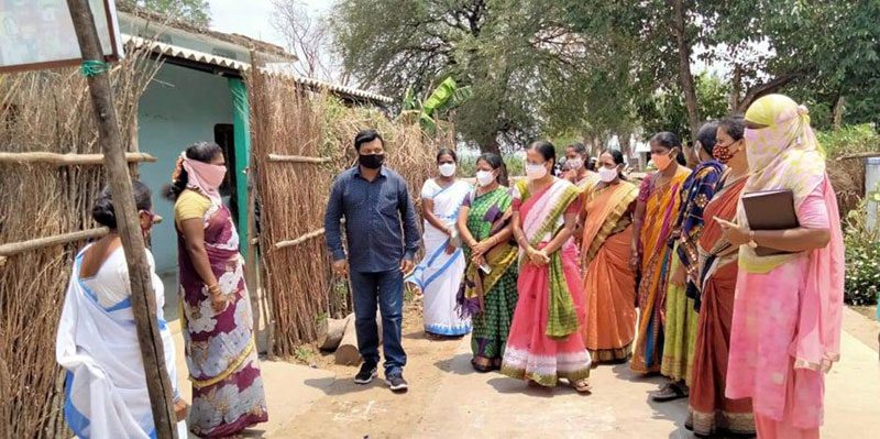 కరోనా కట్టడే లక్ష్యం