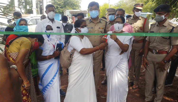 పానగల్‌లో ఐసోలేషన్ కేంద్రాన్ని ప్రారంభించిన డీఐజీ