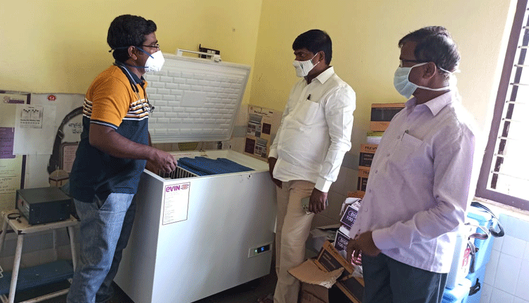 పీహెచ్‌సీని ఆకస్మికంగా తనిఖీ చేసిన ఎమ్మెల్యే పెద్ది