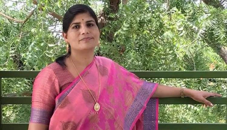 టీఎస్‌ పీఎస్సీ సభ్యురాలిగా సుమిత్రానంద్‌