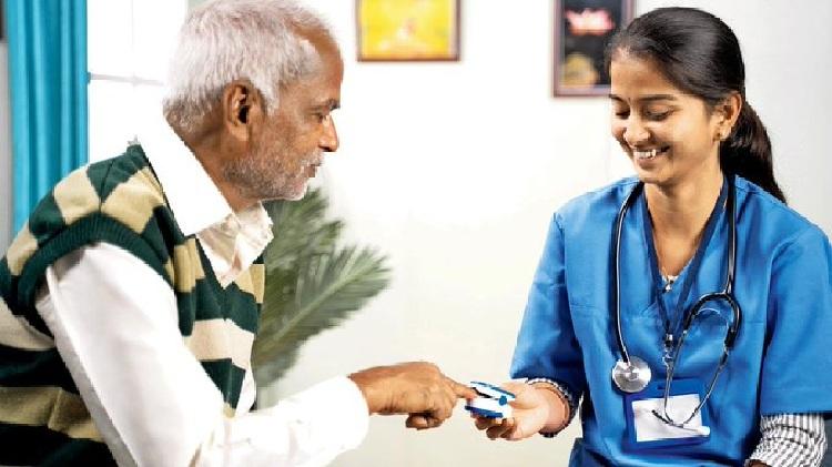 ట్యాక్సీ అంబులెన్సులు.. మొబైల్ ఓపీడీ.. ఆక్సిజ‌న్ న‌ర్సులు అద్భుతం