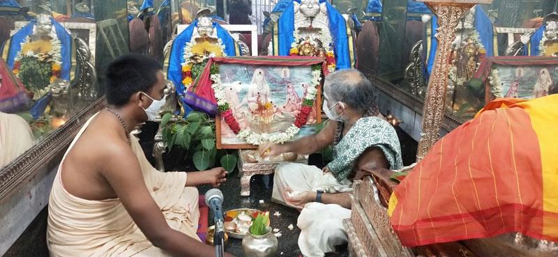 రాజన్న ఆలయంలో దర్శనాలు లేవు