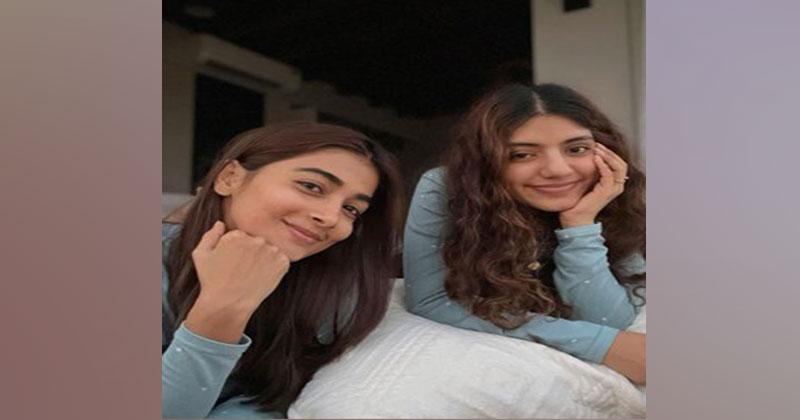 పూజా హెగ్డే లుక్‌లో క‌నిపిస్తున్న ఈ అమ్మాయి ఎవ‌రో తెలుసా?