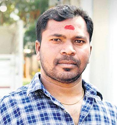 సమ్మక్క ఆలయ ప్రధాన పూజారి మృతి