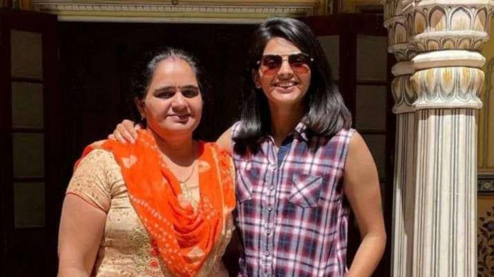 ప్రియా పునియా తల్లి మృతి