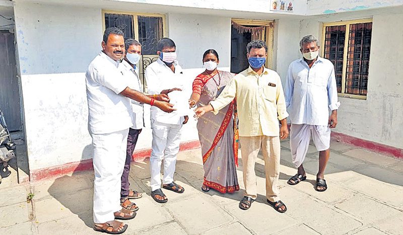 ప్రజా సంక్షేమానికి సర్కార్‌ పెద్దపీట