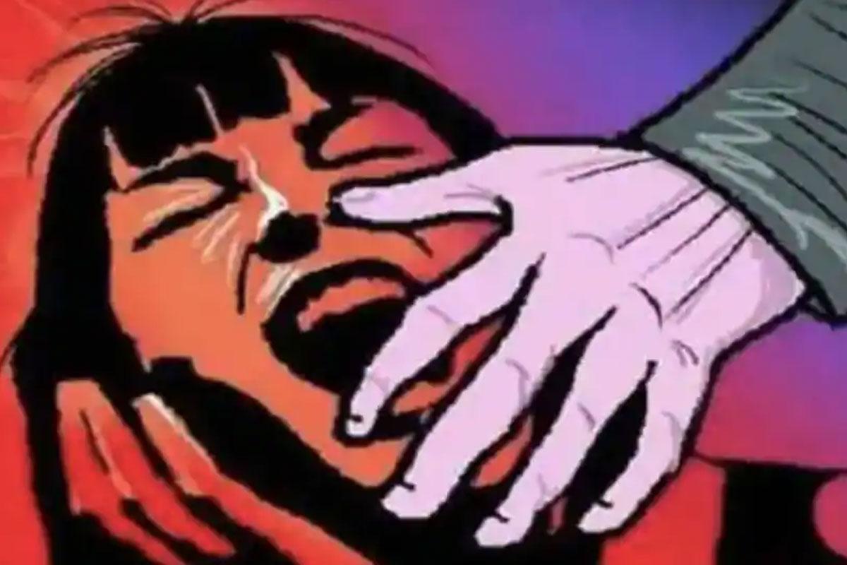 పెళ్లి చేసుకుంటానని నమ్మించి లైంగికదాడి.. ఐటీ కమిషనర్‌పై కేసు