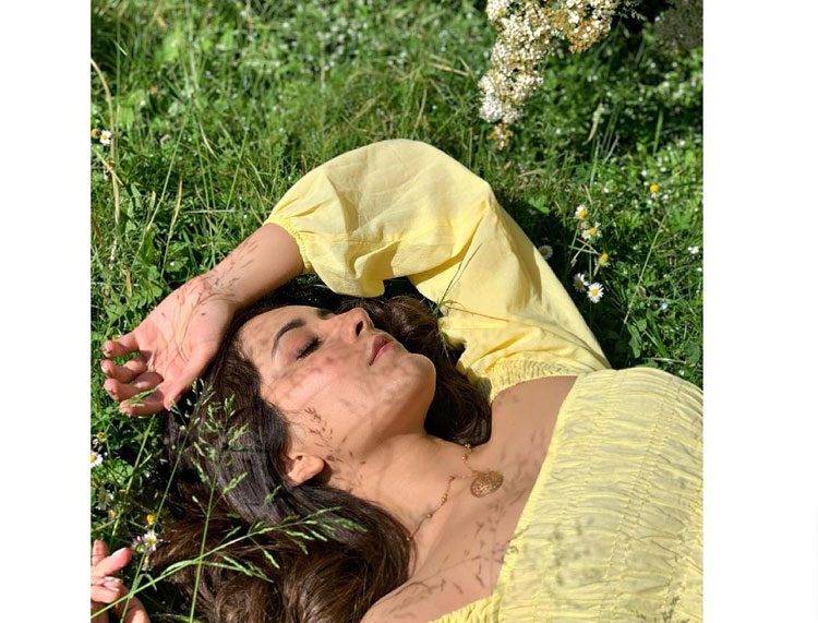 క‌ల‌లు రియాలిటీ క‌న్నా బాగున్న‌పుడు..రాశీఖ‌న్నా స్టిల్ వైరల్‌