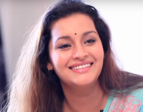 కరోనా కష్టకాలంలో ఆదుకుంటానంటున్న హీరోయిన్