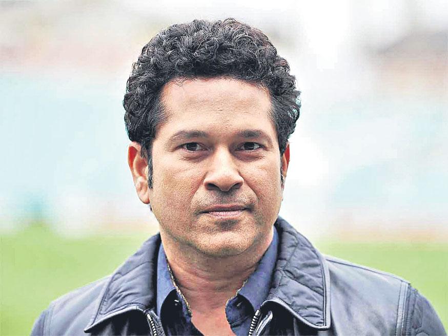 నర్సుల సేవలకు సలామ్‌: సచిన్‌