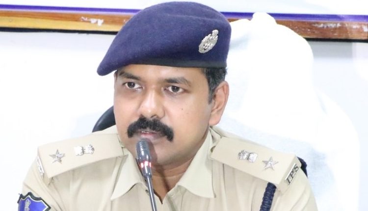 కౌంటింగ్‌ కేంద్రాల వద్ద పటిష్ట బందోబస్తు