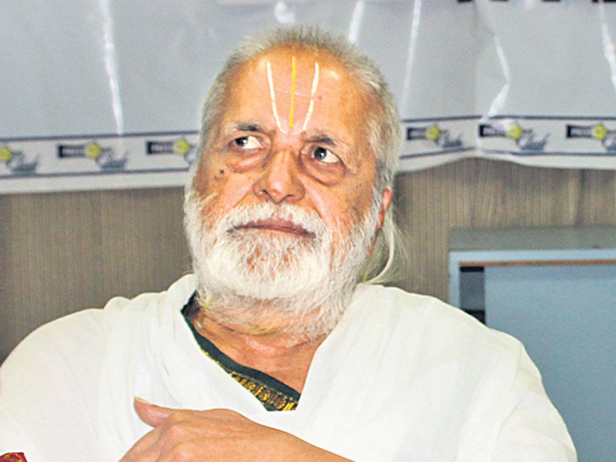 చిలుకూరు ప్రధాన అర్చకుడికి అరుదైన గుర్తింపు