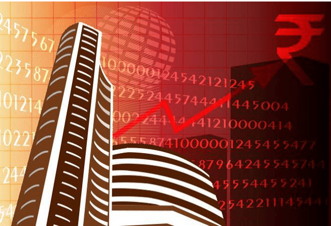 రికార్డుల జోరు