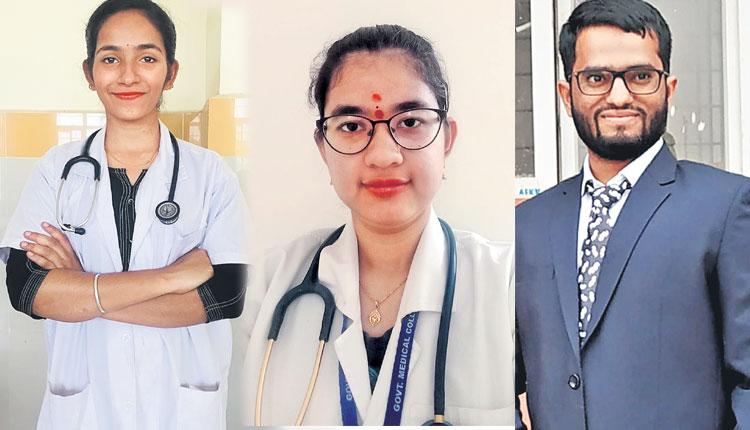 ఫైనలియర్‌ మెడికోల ఆదర్శం!