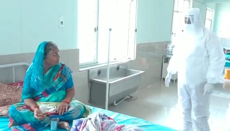 కొవిడ్ కేర్ సెంటర్‌ను పరిశీలించిన ఎమ్మెల్యే రోహిత్‌ రెడ్డి