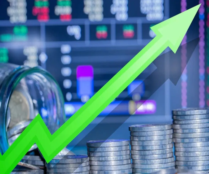 టాప్ గెయినర్స్ జాబితాలో బజాజ్ ఫైనాన్స్, కొటక్ మహీంద్రా