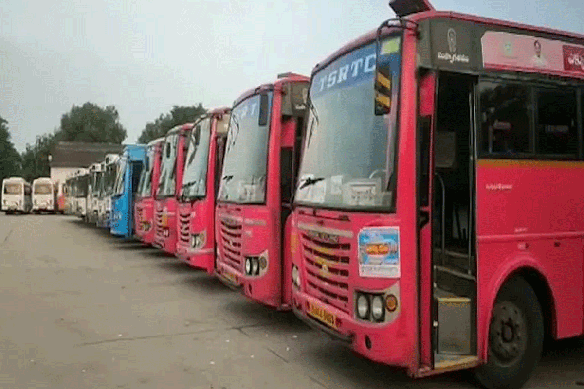 కర్ఫ్యూ ఎఫెక్ట్‌ .. ఏపీకి టీఎస్‌ఆర్టీసీ బస్సులు బంద్‌