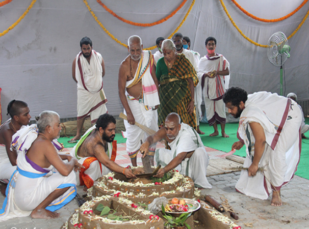 ప్రపంచ మానవాళి కోసం నక్షత్రసత్ర మహాయాగం