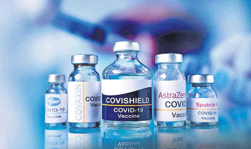 సూపర్‌ స్ప్రెడర్లకు కొనసాగుతున్న వ్యాక్సినేషన్‌ .. రేపు ఆటో, ట్యాక్సీ డ్రైవర్లకు