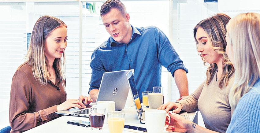 DEETఉద్యోగాలు