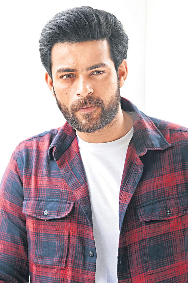 వెంకీ కుడుముల దర్శకత్వంలో…