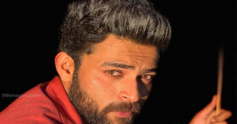 ద‌స‌రాకు కొత్త సినిమా మొద‌లు పెట్టే ఆలోచ‌న‌లో యువ హీరో