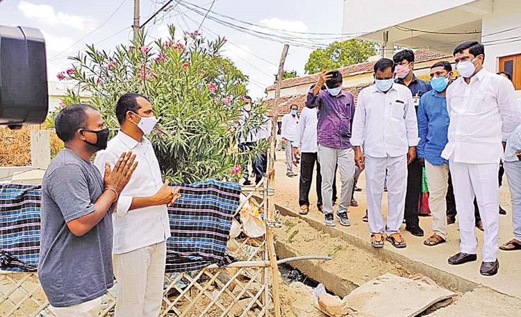 జ్వర సర్వేను పక్కాగా నిర్వహించాలి :మంత్రి వేముల ప్రశాంత్‌రెడ్డి