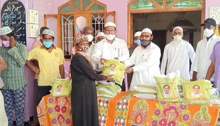 సర్వ మతాలను ఆదరిస్తున్న సీఎం కేసీఆర్‌