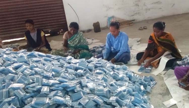 గిరిజనుల్లో ‘పారిశ్రామిక’ వెలుగులు