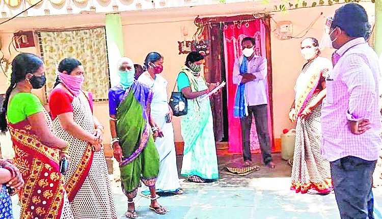 1,61,384 ఇండ్లలో సర్వే