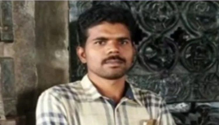 పట్టాలపైనే పోయిన ప్రాణాలు