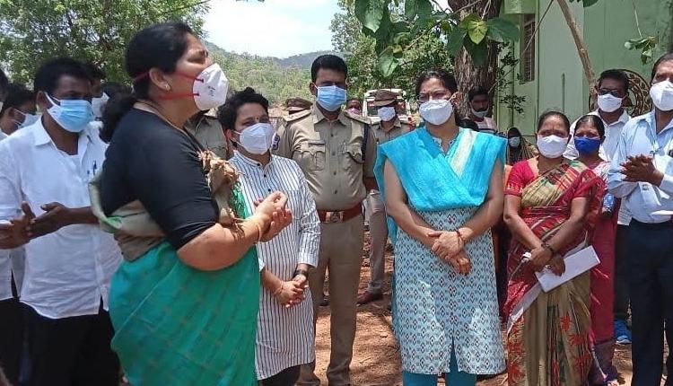 ధైర్యం వీడొద్దు .. నిర్లక్ష్యం చేయొద్దు